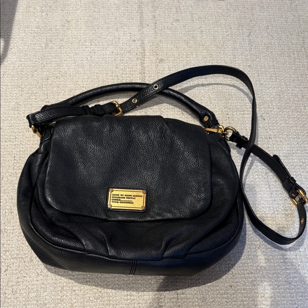 MARC BY MARC JACOBS Black Classic Q - Little Ukita Shoulder Bag
